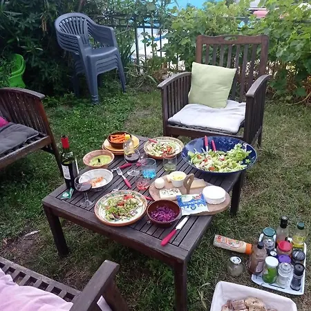 Indépendant, Deux Personnes, Clair Et Sympa * Toulouse